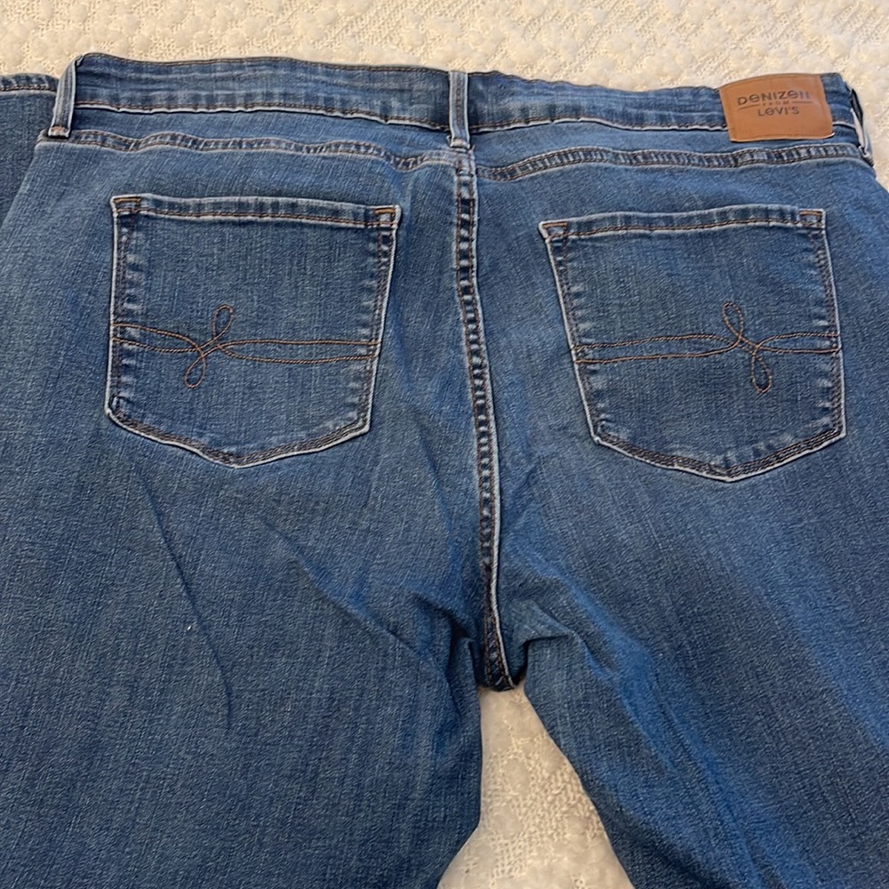 Levi’s Denizen bootcut mid rise jeans 16 - Picture 2 of 6